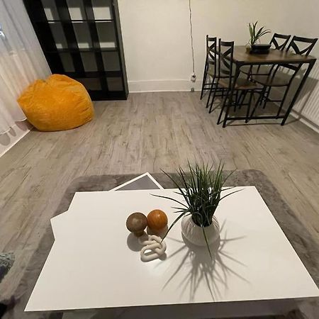 Beautiful 2 Bedroom On Tower Bridge ロンドン エクステリア 写真